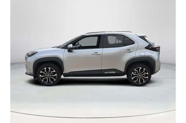 Toyota Yaris Cross (2025) thumbnail 2