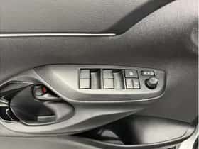 Toyota Yaris Cross (2025) thumbnail 10