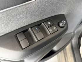 Toyota Yaris (2021) thumbnail 8