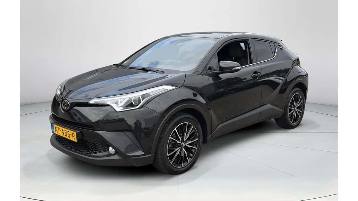 Toyota C-HR (2017) — foto 1