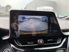 Toyota C-HR (2017) thumbnail 27