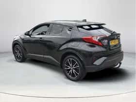 Toyota C-HR (2017) thumbnail 4