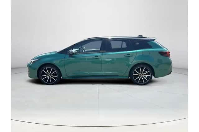 Toyota Corolla (2025) thumbnail 2