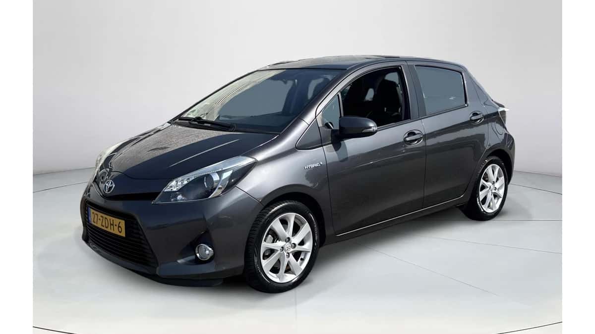 Toyota Yaris (2012) — foto 1