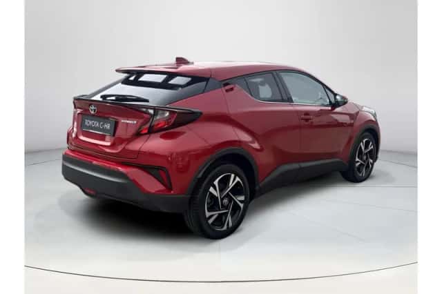 Toyota C-HR (2023) thumbnail 5