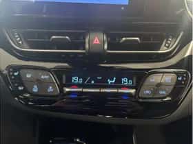 Toyota C-HR (2023) thumbnail 21