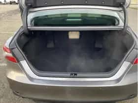 Toyota Camry (2022) thumbnail 11