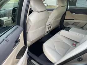 Toyota Camry (2022) thumbnail 12