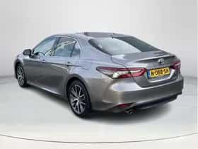 Toyota Camry (2022) thumbnail 4