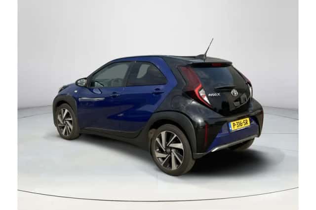 Toyota Aygo X (2022) thumbnail 3
