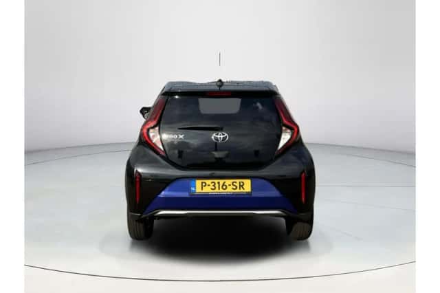 Toyota Aygo X (2022) thumbnail 4