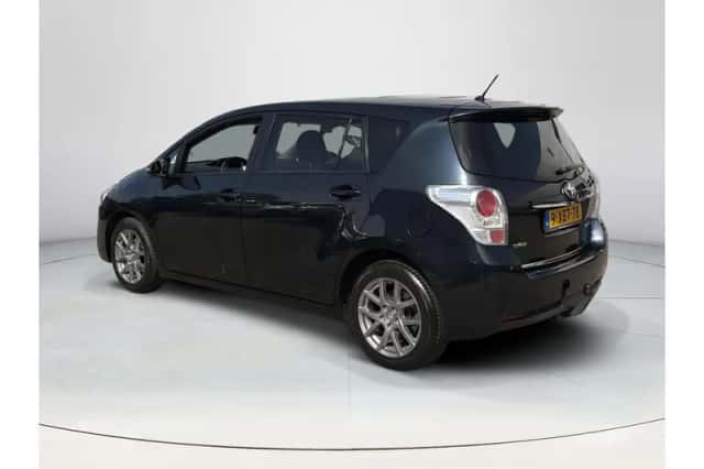 Toyota Verso (2014) thumbnail 3