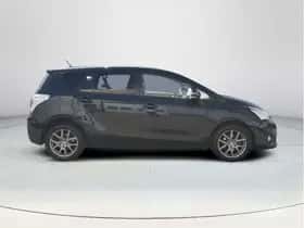Toyota Verso (2014) thumbnail 6