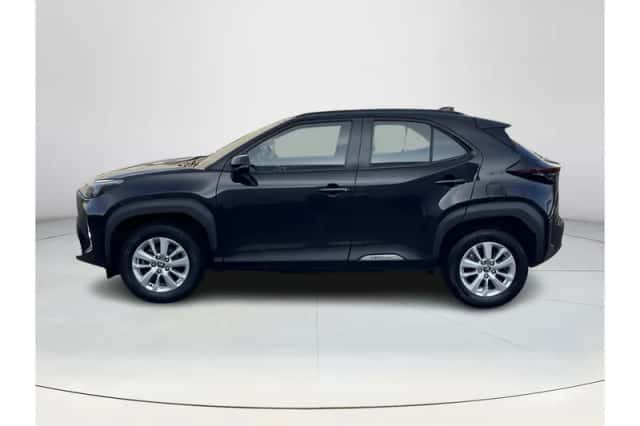 Toyota Yaris Cross (2023) thumbnail 2