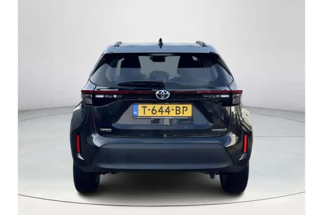 Toyota Yaris Cross (2023) thumbnail 4