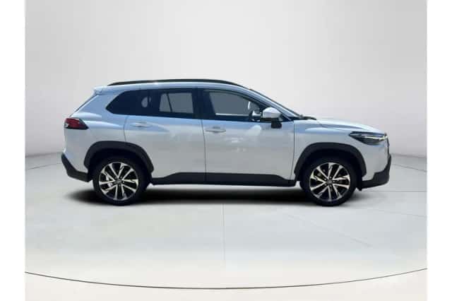 Toyota Corolla (2023) thumbnail 6