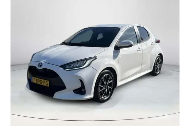 Toyota Yaris (2023) thumbnail 1