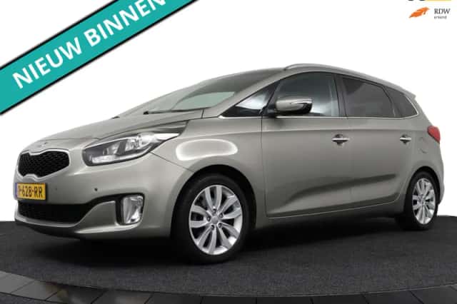 Kia Carens (2016) thumbnail 1