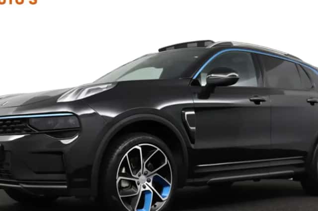 Lynk & Co 01 (2024) thumbnail 1