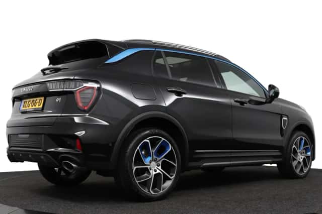 Lynk & Co 01 (2024) thumbnail 3