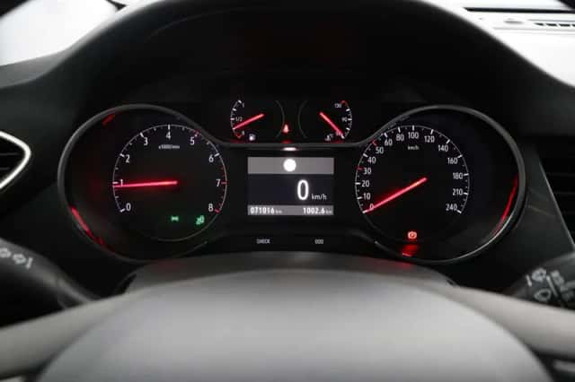 Opel Crossland (2021) thumbnail 6