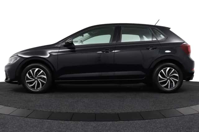 Volkswagen Polo (2023) thumbnail 3