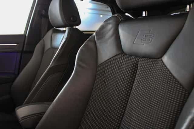 Audi Q3 (2023) thumbnail 3