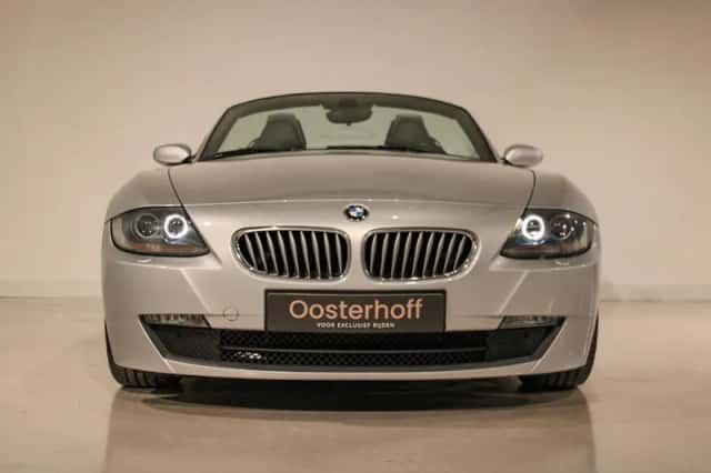 BMW Z4 (2006) thumbnail 4