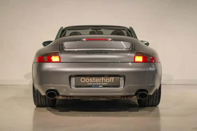 Porsche 911 (2001) thumbnail 5