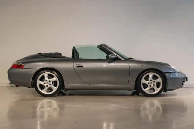Porsche 911 (2001) thumbnail 6