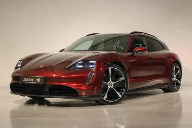 Porsche Taycan (2023) thumbnail 1