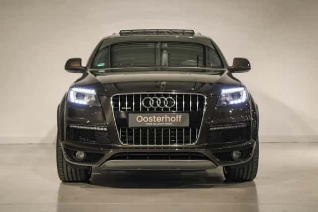 Audi Q7 (2012) thumbnail 6