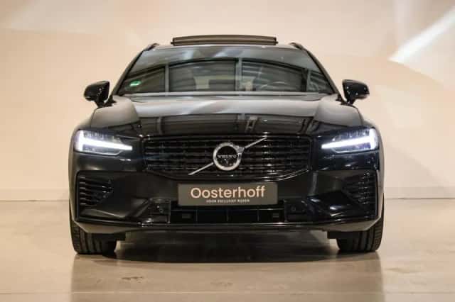 Volvo V60 (2021) thumbnail 5