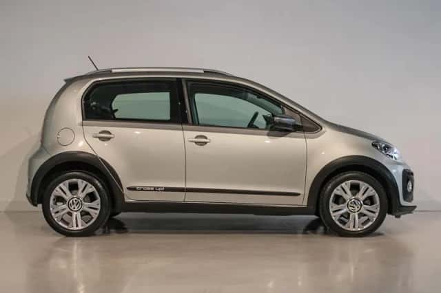 Volkswagen Up! (2017) thumbnail 6