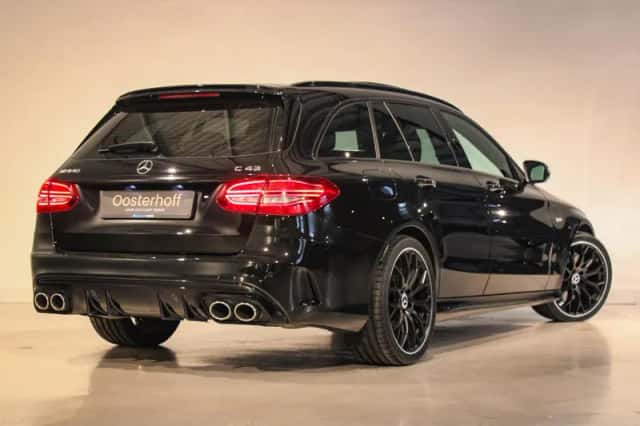 Mercedes-Benz C-Klasse (2021) thumbnail 2