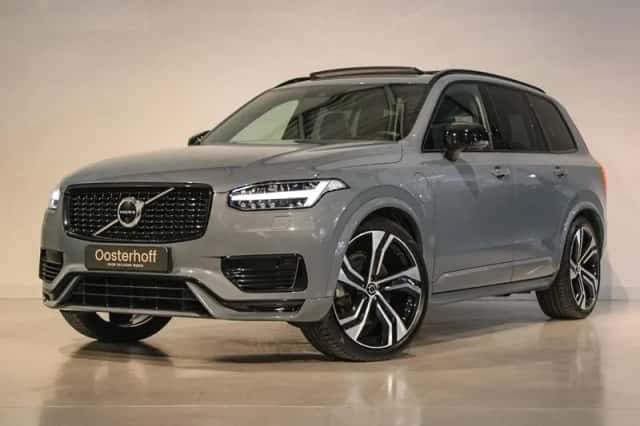 Volvo XC90 (2022) thumbnail 1