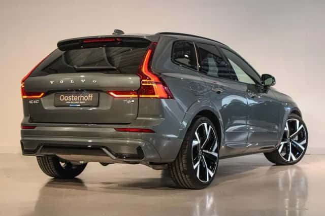 Volvo XC60 (2025) thumbnail 2
