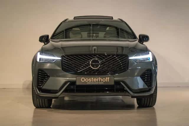 Volvo XC60 (2025) thumbnail 4