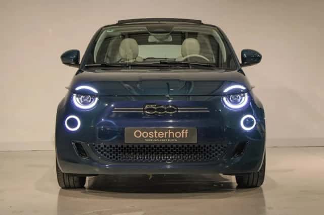 Fiat 500 (2021) thumbnail 4