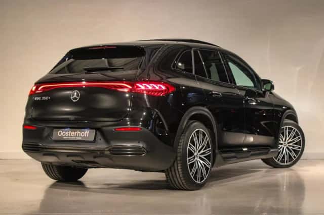 Mercedes-Benz EQE (2023) thumbnail 2