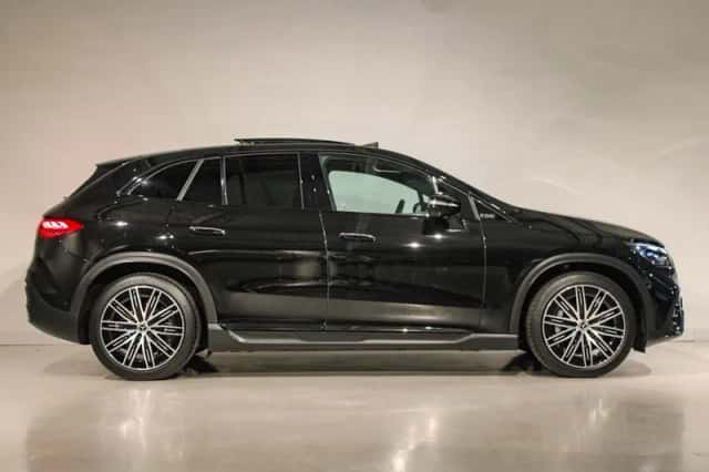Mercedes-Benz EQE (2023) thumbnail 6