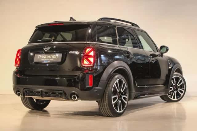 MINI Countryman (2021) thumbnail 2