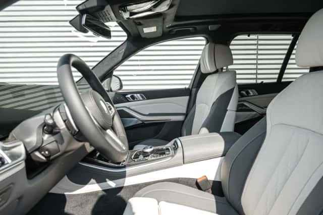 BMW X5 (2026) thumbnail 3