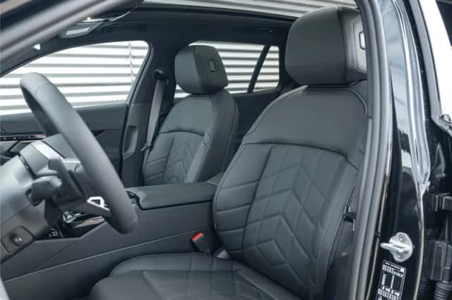 BMW i5 (2026) thumbnail 4
