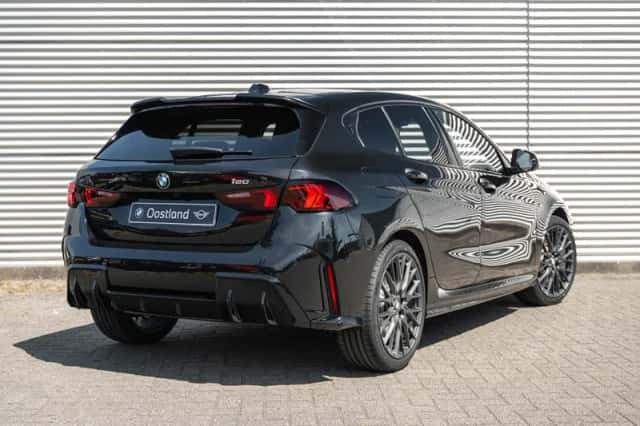 BMW 1-Serie (2026) thumbnail 2