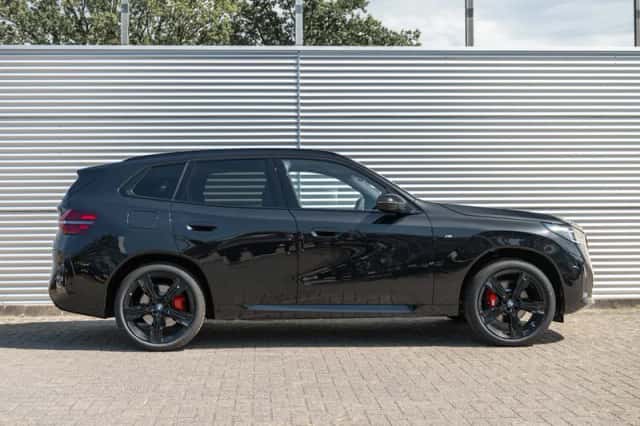 BMW X3 (2026) thumbnail 3