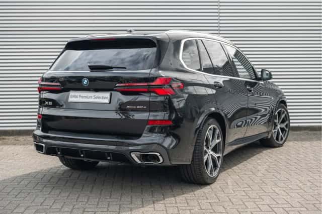 BMW X5 (2025) thumbnail 2