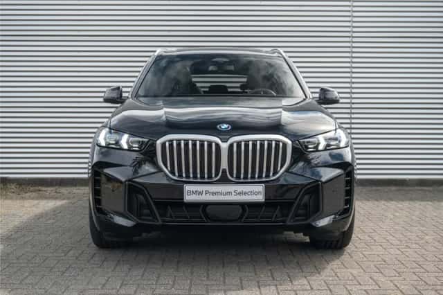 BMW X5 (2025) thumbnail 6