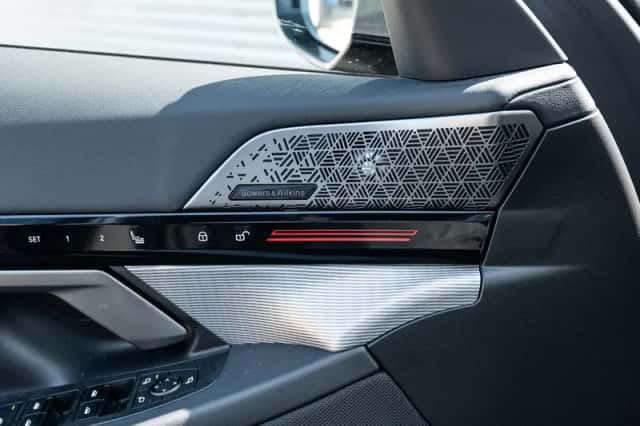 BMW 5-Serie (2025) thumbnail 6