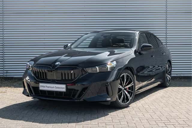 BMW i5 (2026) thumbnail 1